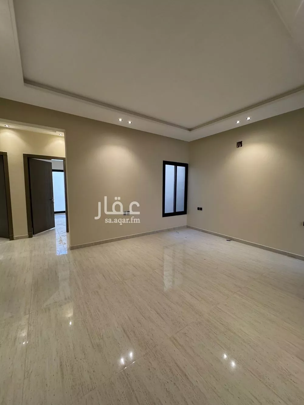 5 bedroom floor in Taibah 6