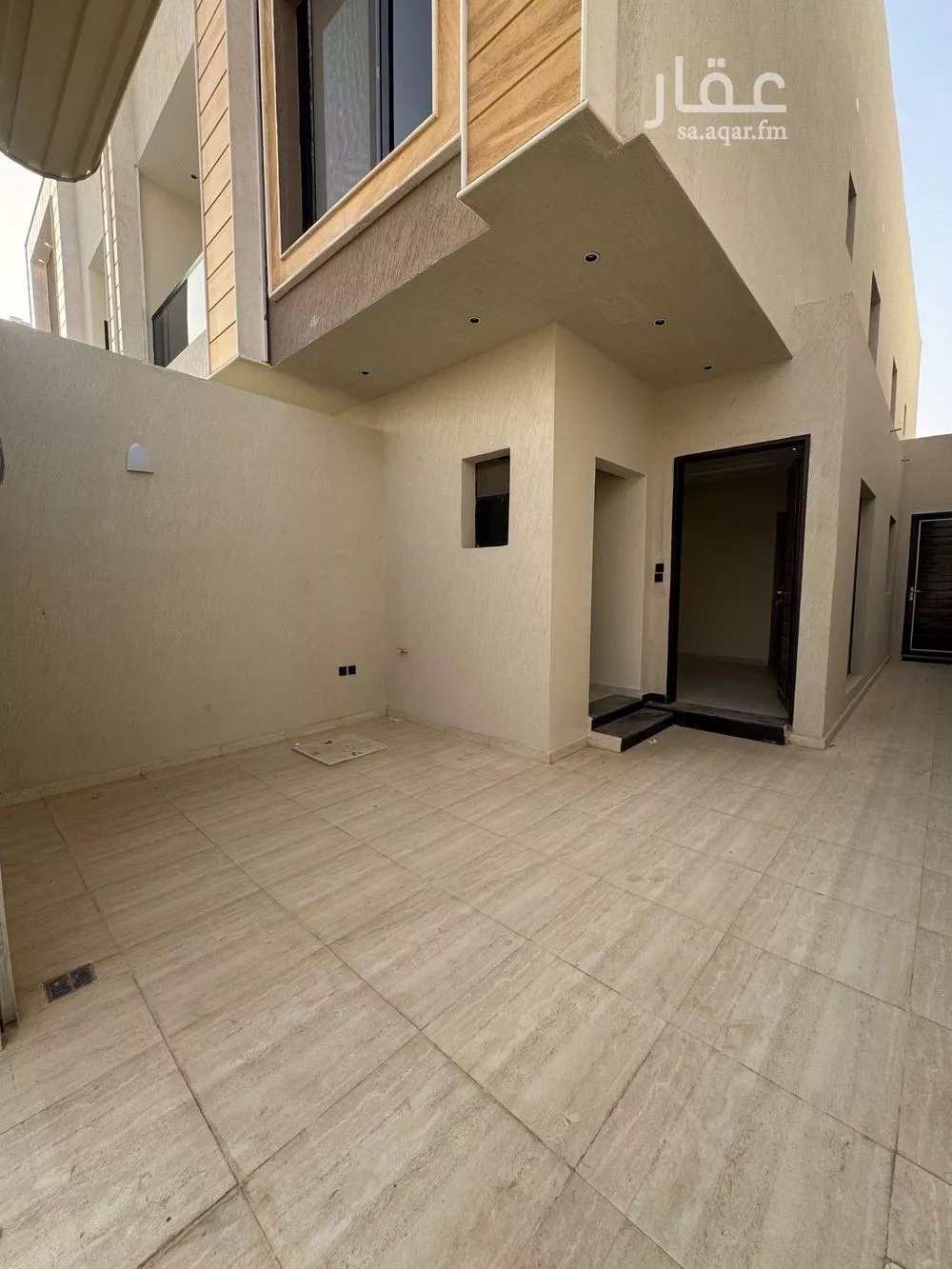 5 bedroom floor in Taibah 7