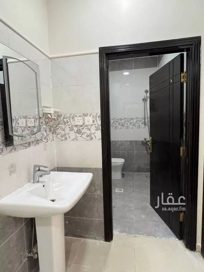 4 bedroom apartment in Al Areedh, Madinah 9