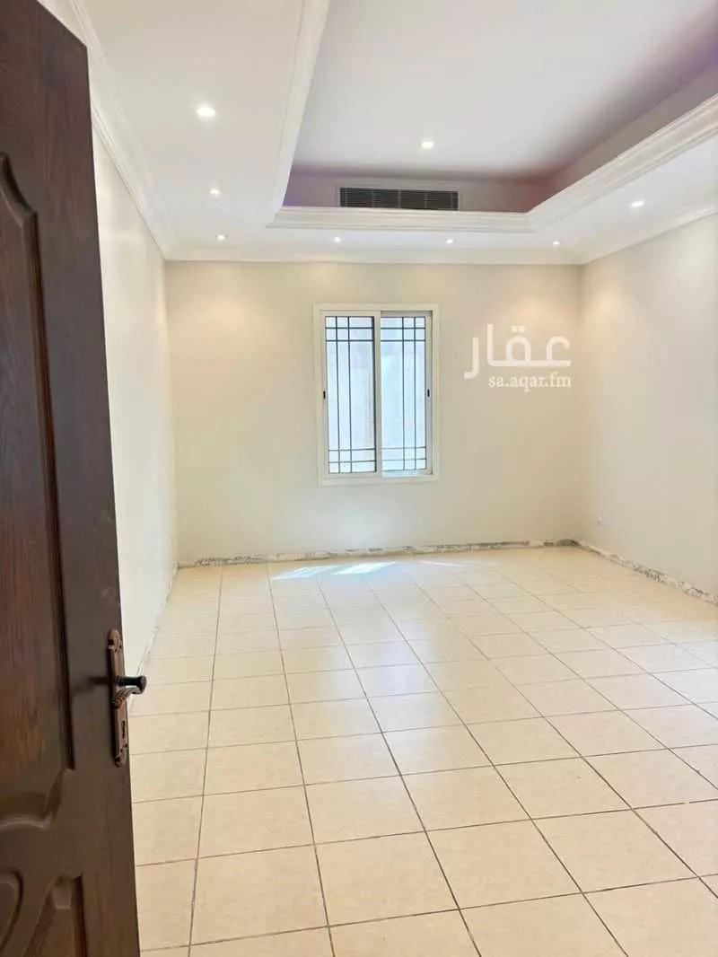 4 bedroom apartment in Hajar, Eastern Province 7