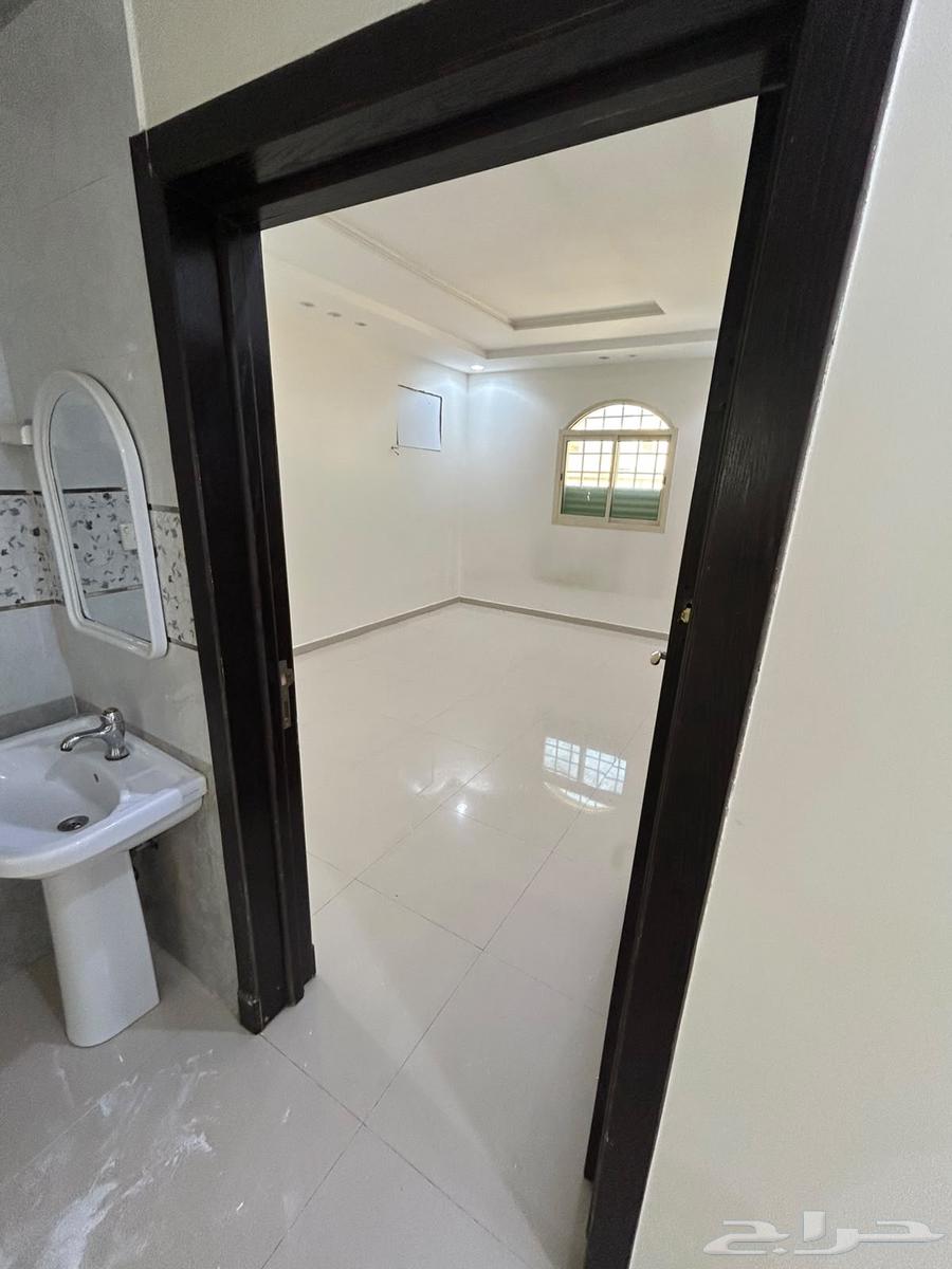 3 bedroom apartment in Al Awali, Riyadh 6