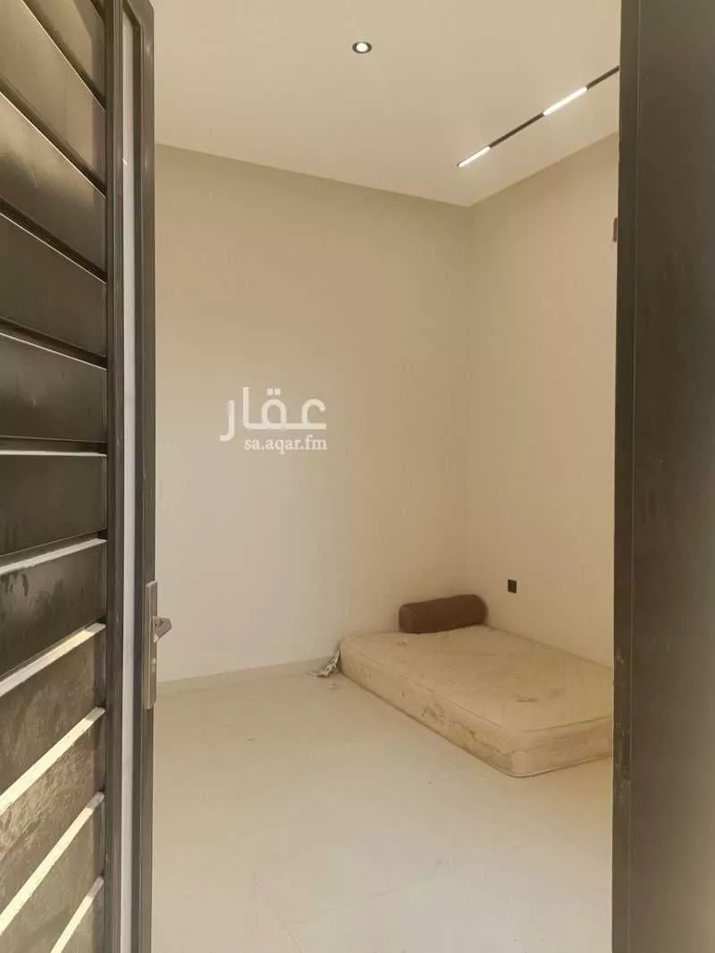 5 bedroom villa in Namar, Riyadh 7