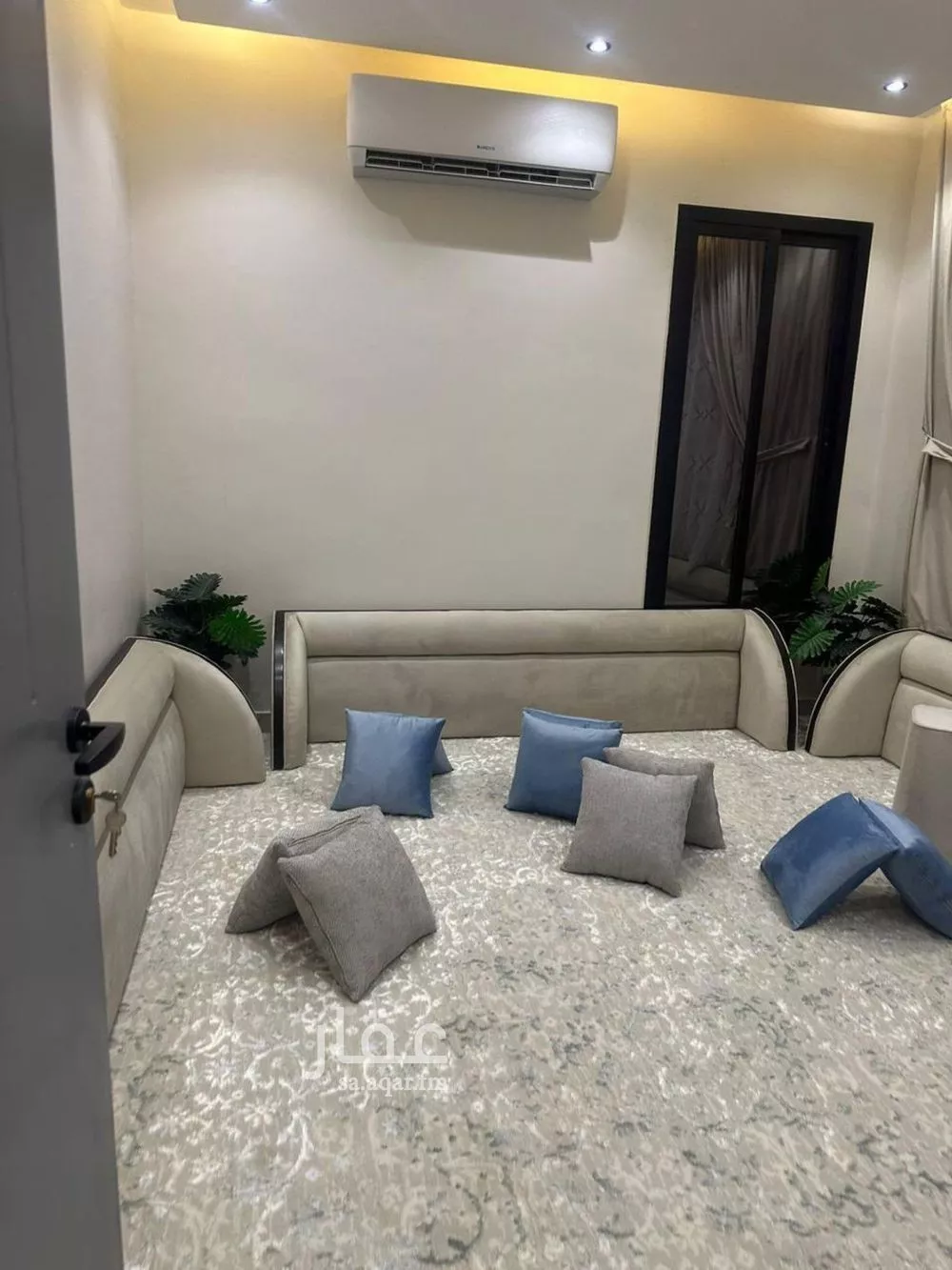 4 bedroom floor in Badr 5