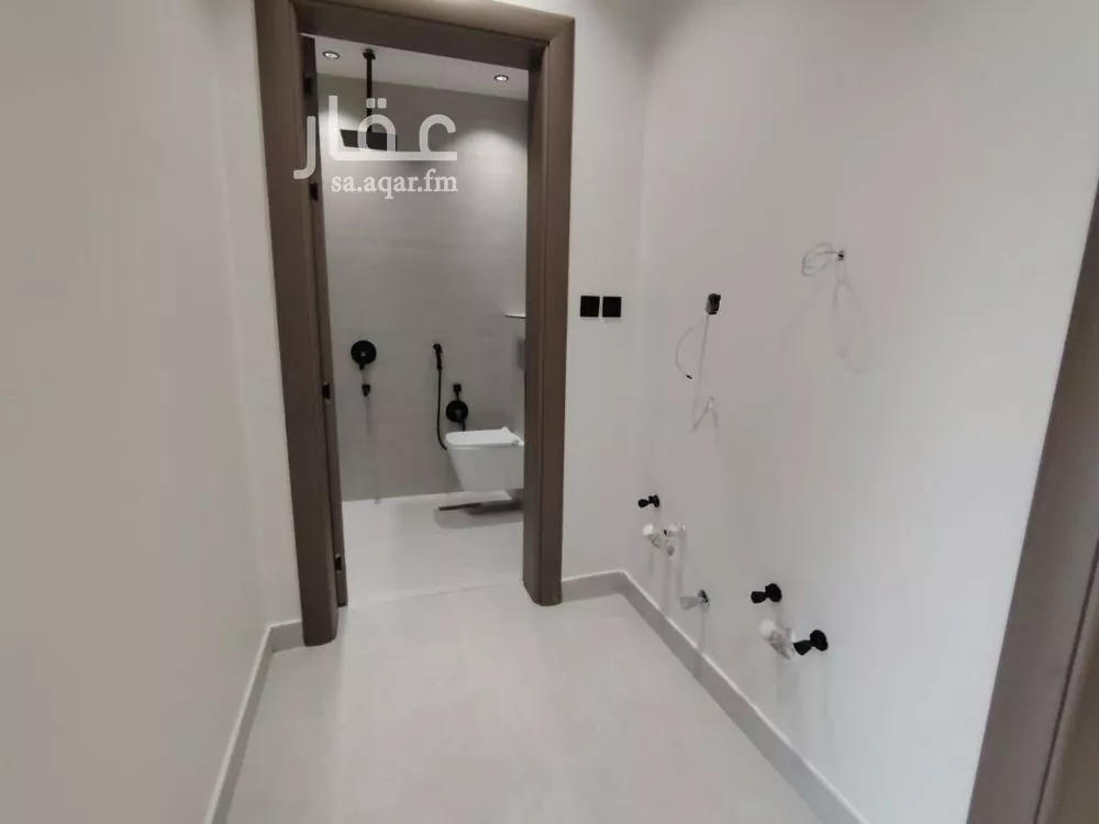 5 bedroom floor in As Suwaidi 15