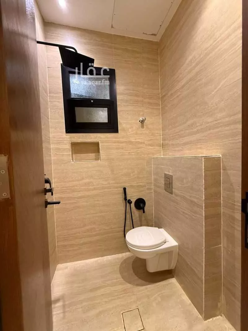 3 bedroom floor in Tuwaiq 2
