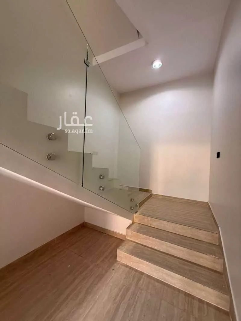3 bedroom floor in Tuwaiq 13
