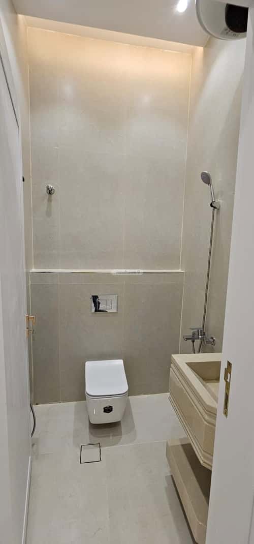 5 bedroom villa in Al Awali, Riyadh 5