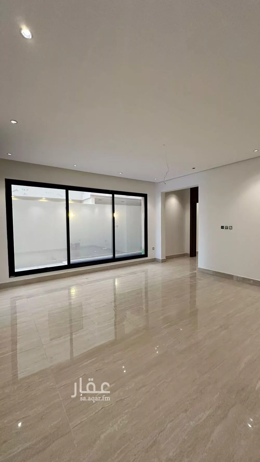 3 bedroom villa in Al Amwaj, Eastern Province 6