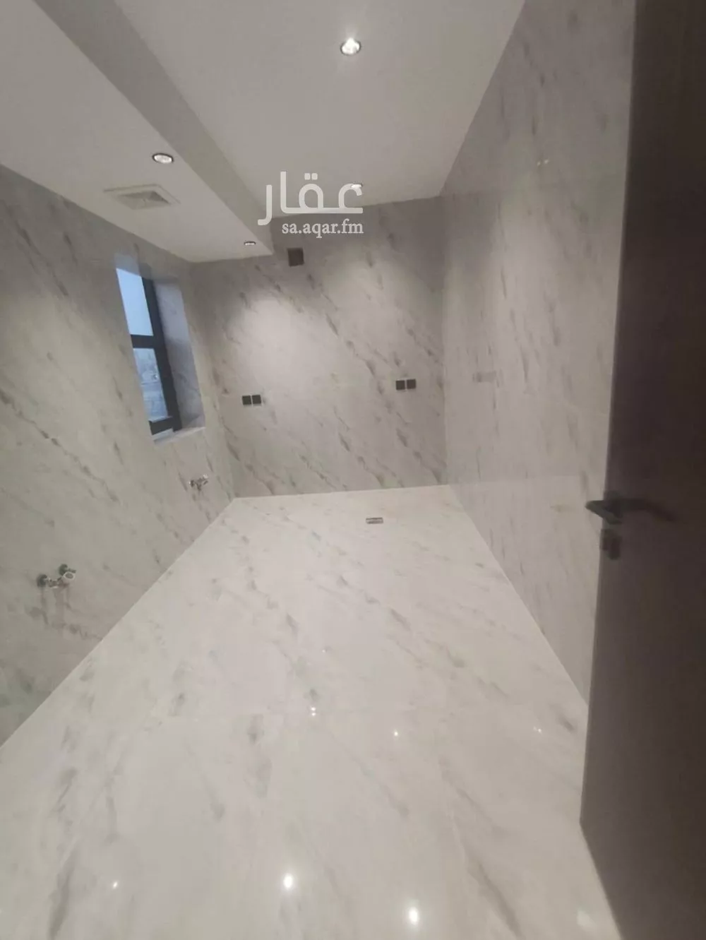 5 bedroom floor in Tuwaiq 7