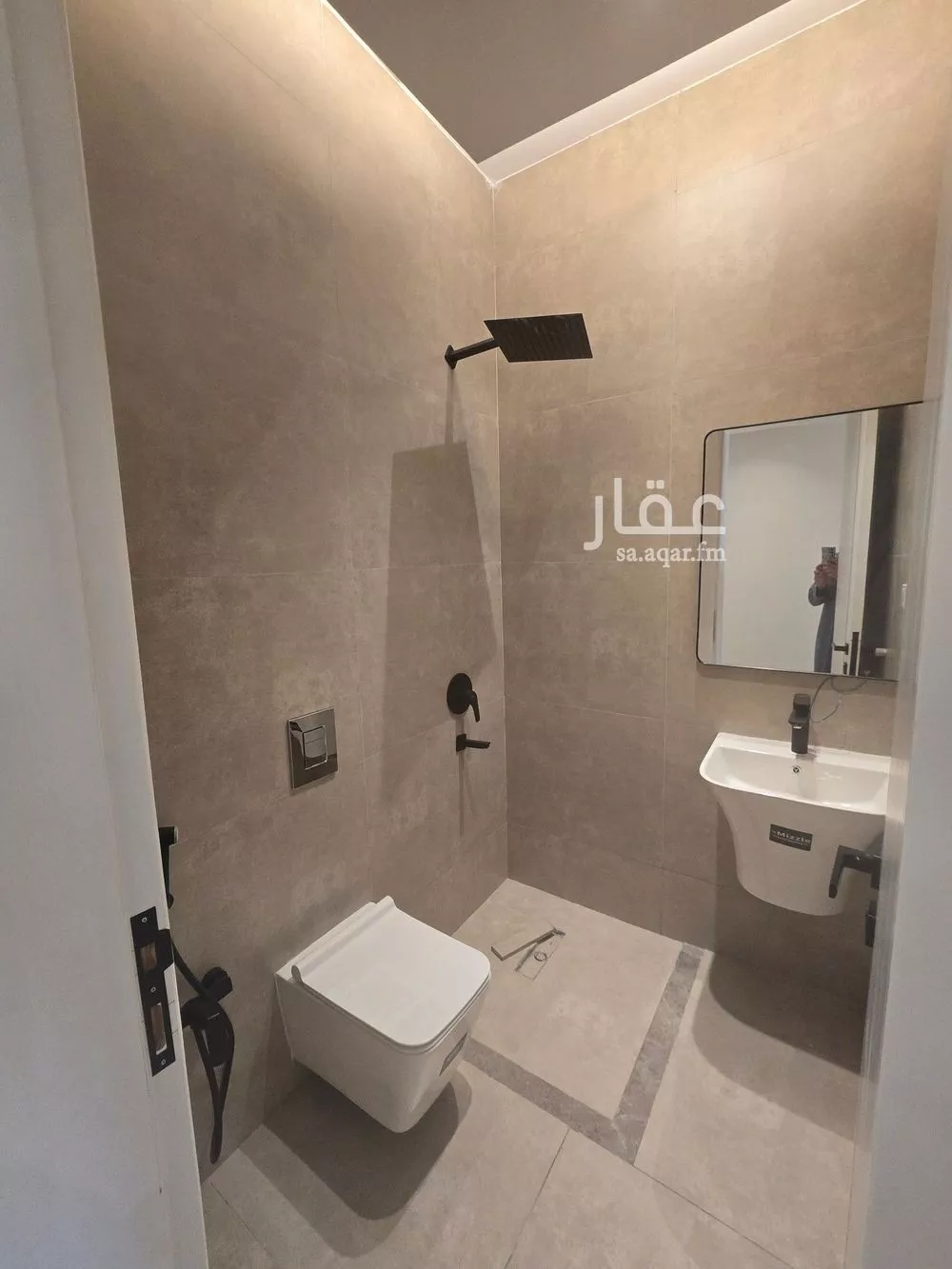 دور 3 غرف في النرجس 14