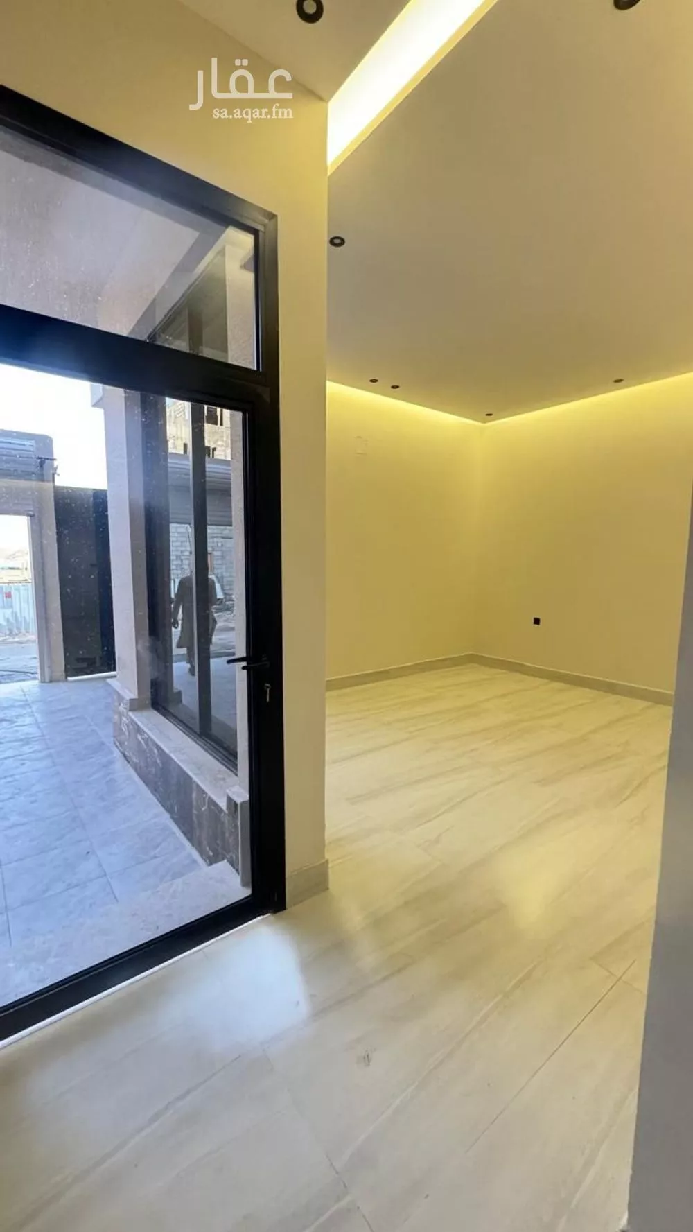 4 bedroom floor in Al Janadriyah 4
