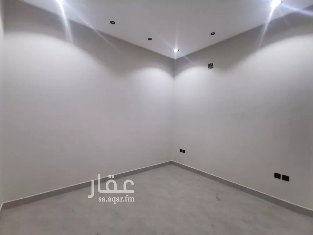 دور 5 غرف في طويق 11