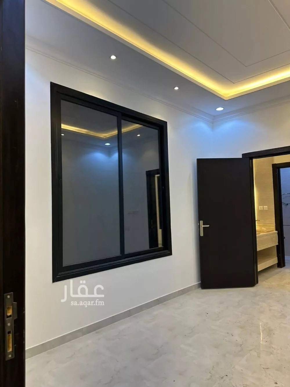 5 bedroom floor in Tuwaiq 6