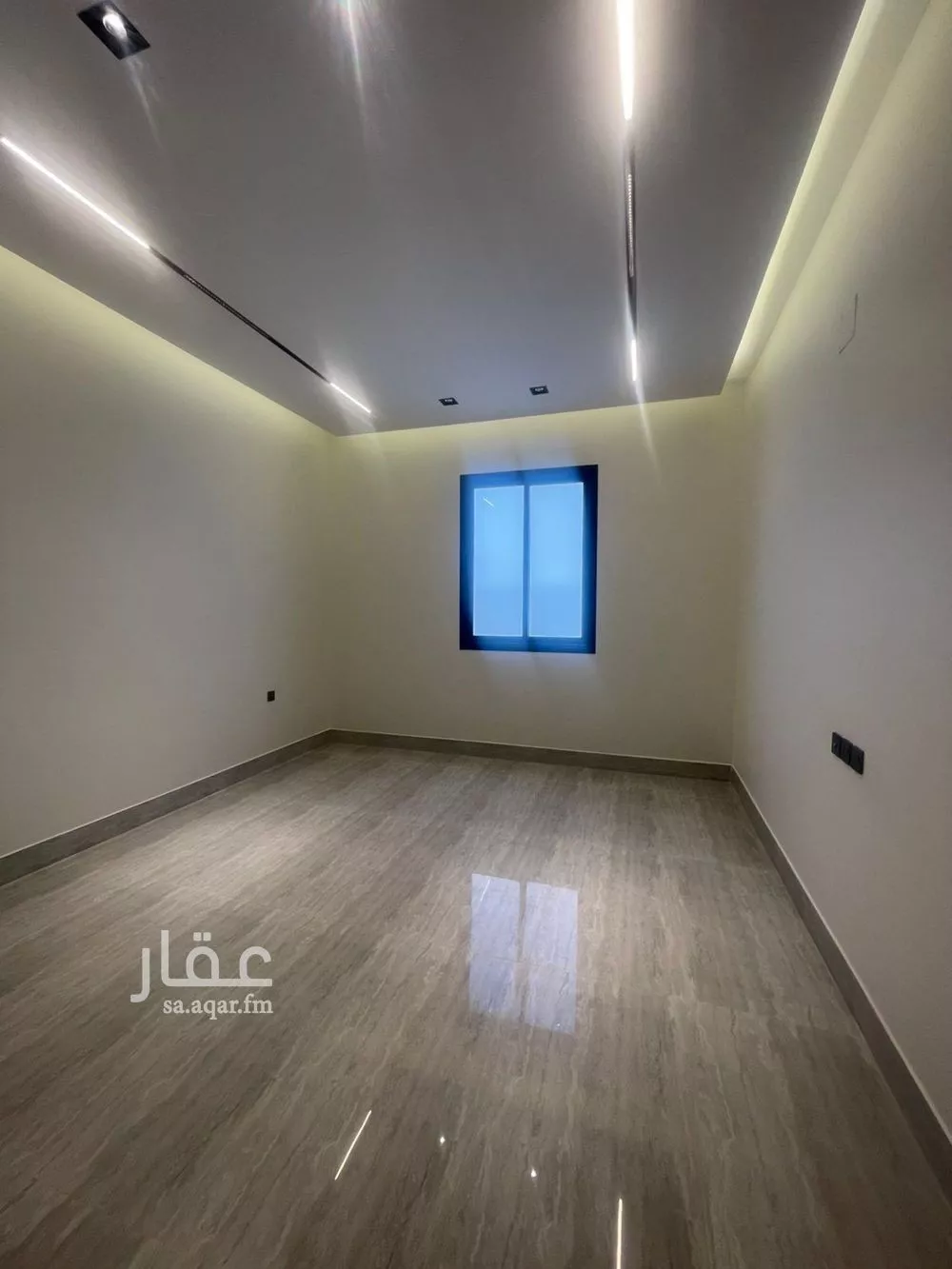 4 bedroom floor in Al Rimal 7