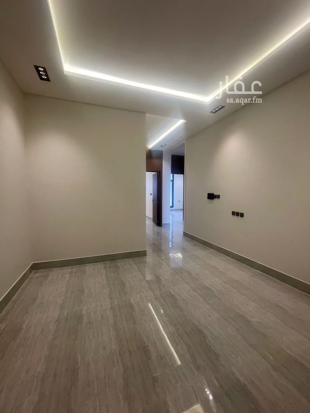 4 bedroom floor in Al Rimal 8