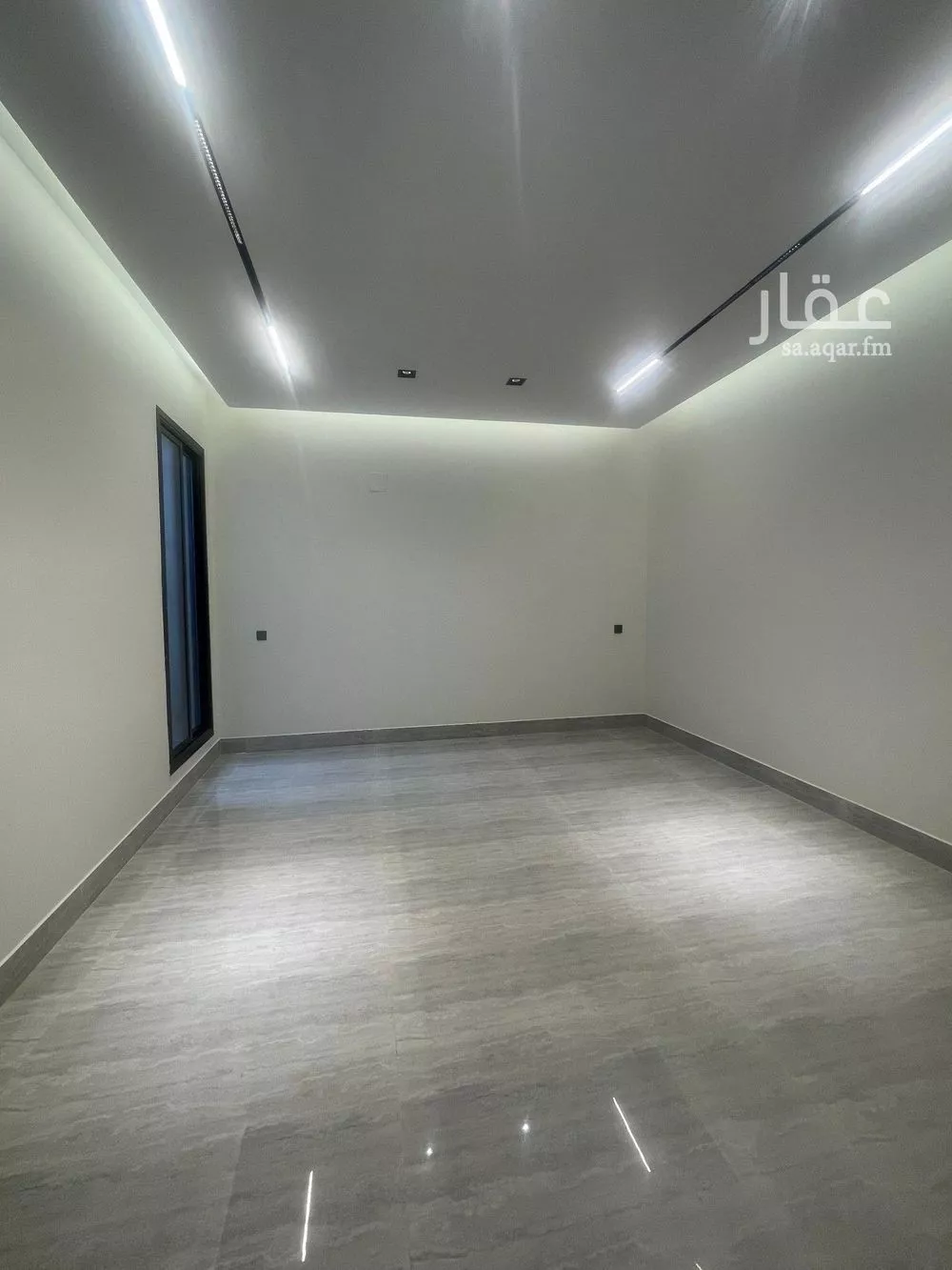4 bedroom floor in Al Rimal 16