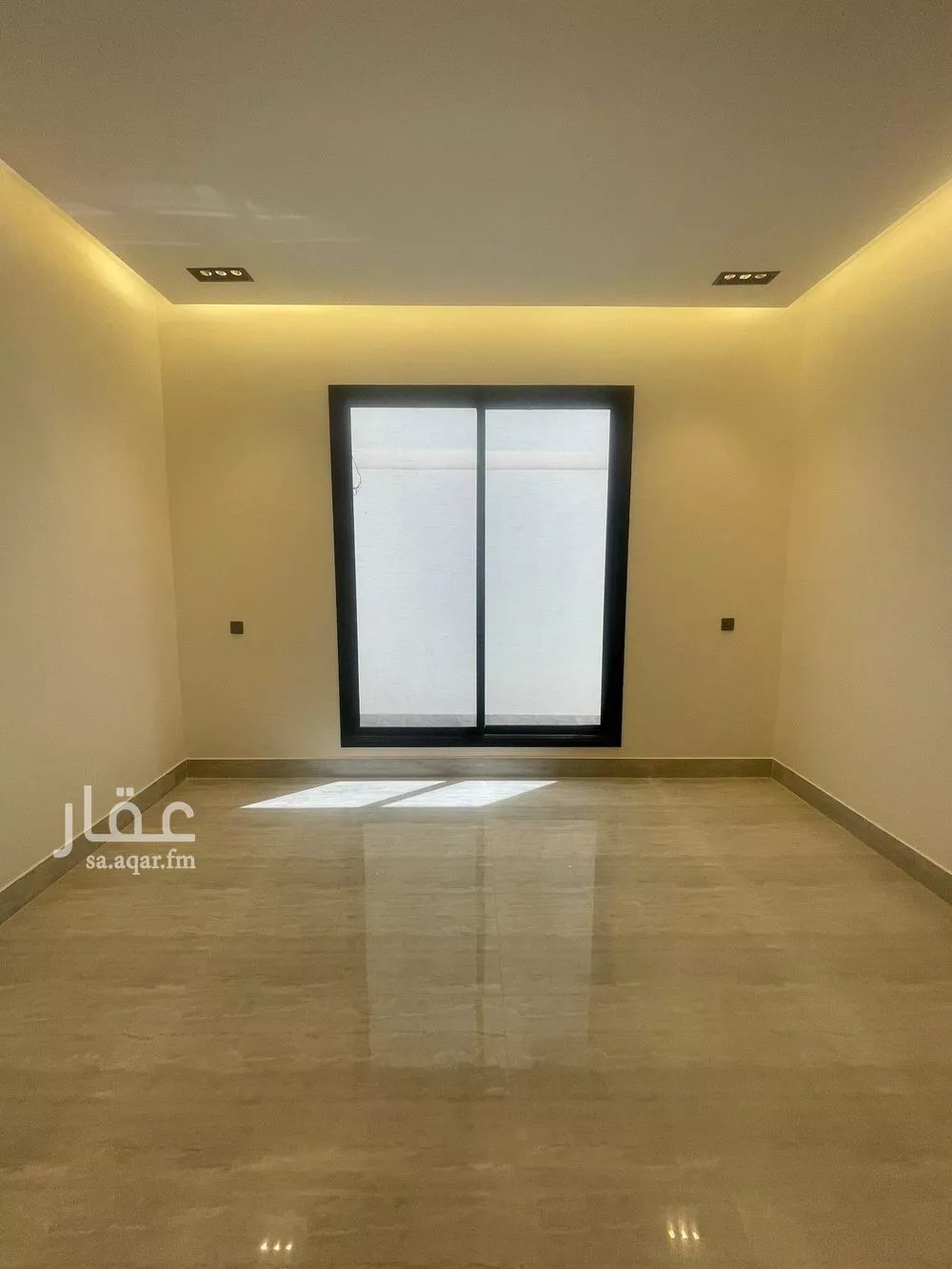 4 bedroom floor in Al Rimal 25
