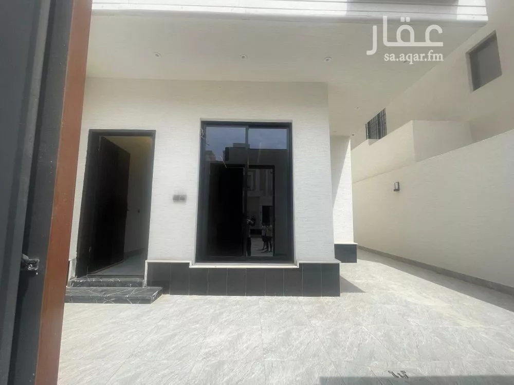 4 bedroom floor in Al Rimal 6