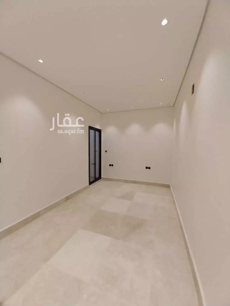 6 bedroom floor in Ash Sharq 3
