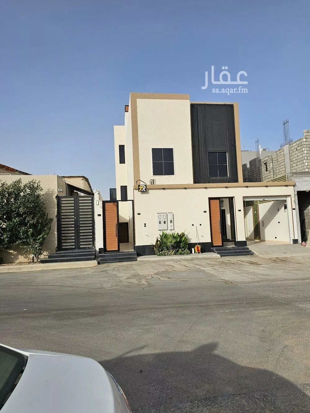 دور 4 غرف في العارض 7