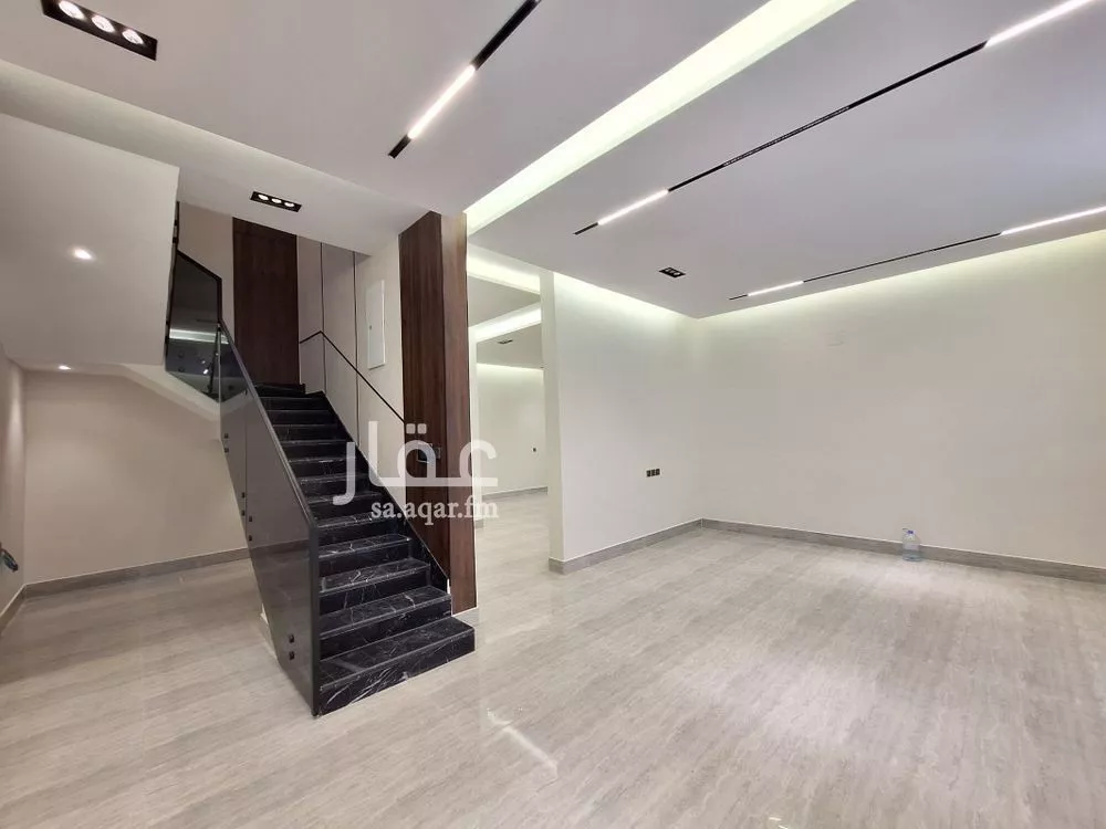 5 bedroom floor in Al Rimal 11