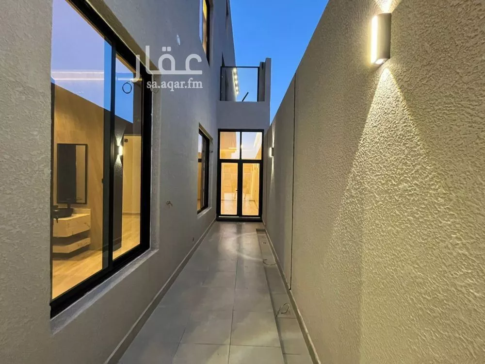 5 bedroom floor in Al Rimal 11