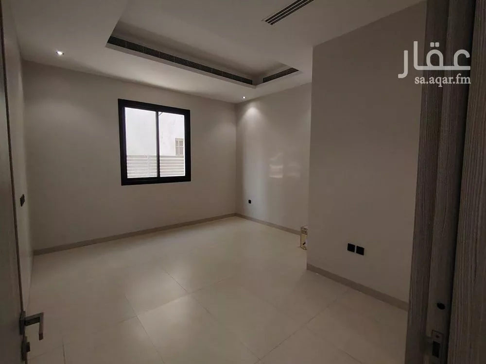 5 bedroom floor in Al Yarmouk 9