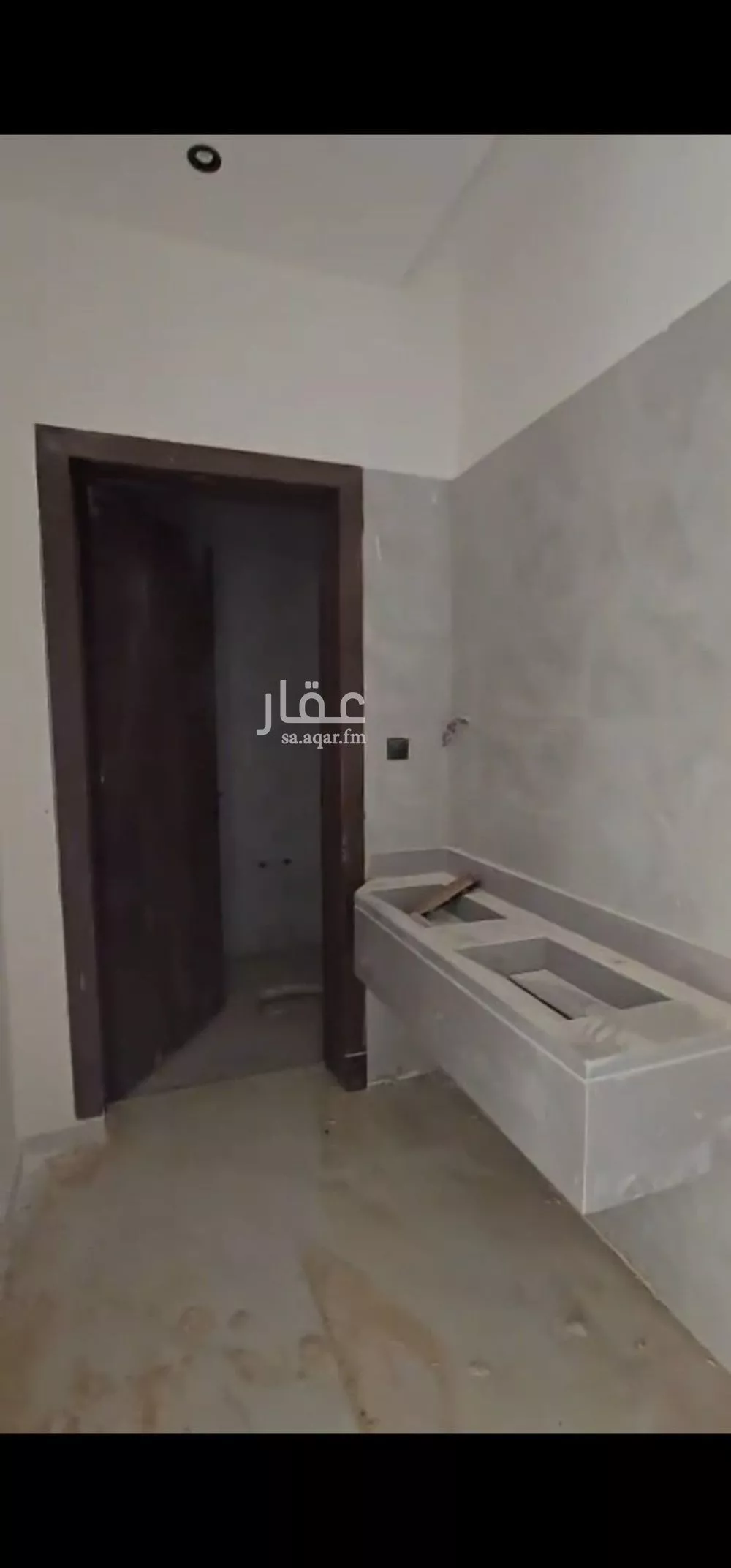 7 bedroom floor in Okaz 9