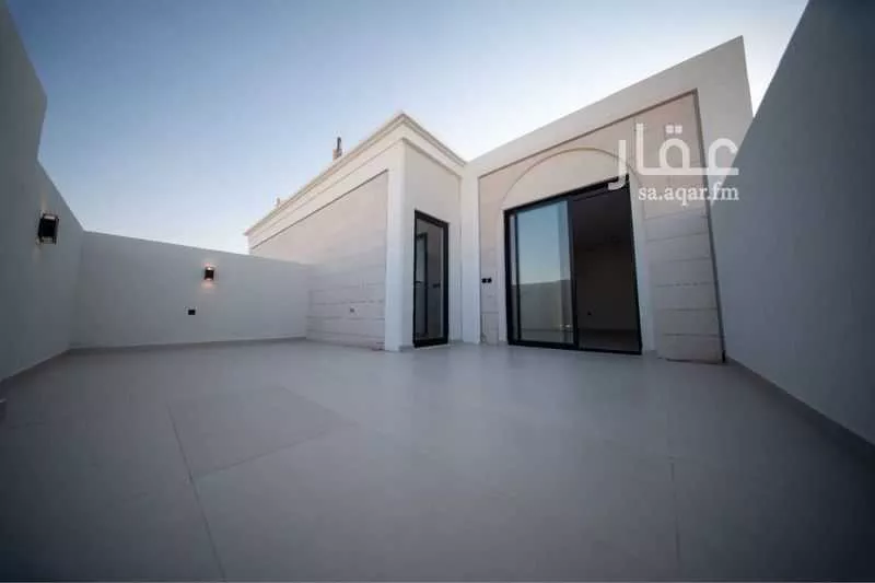 3 bedroom floor in Al Maseef 3