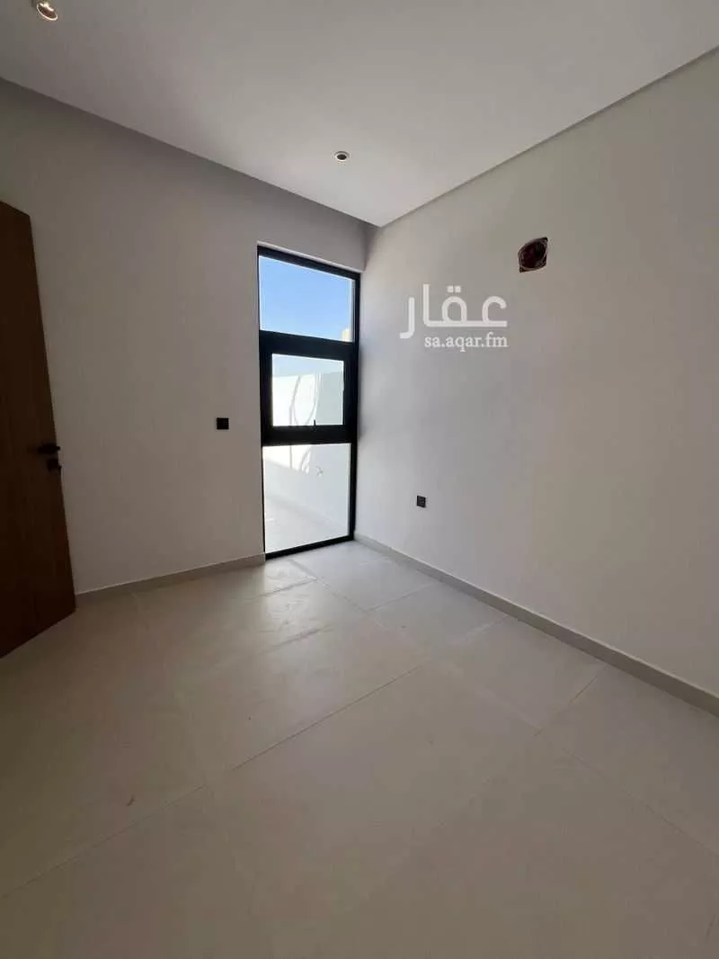 3 bedroom floor in Al Maseef 6