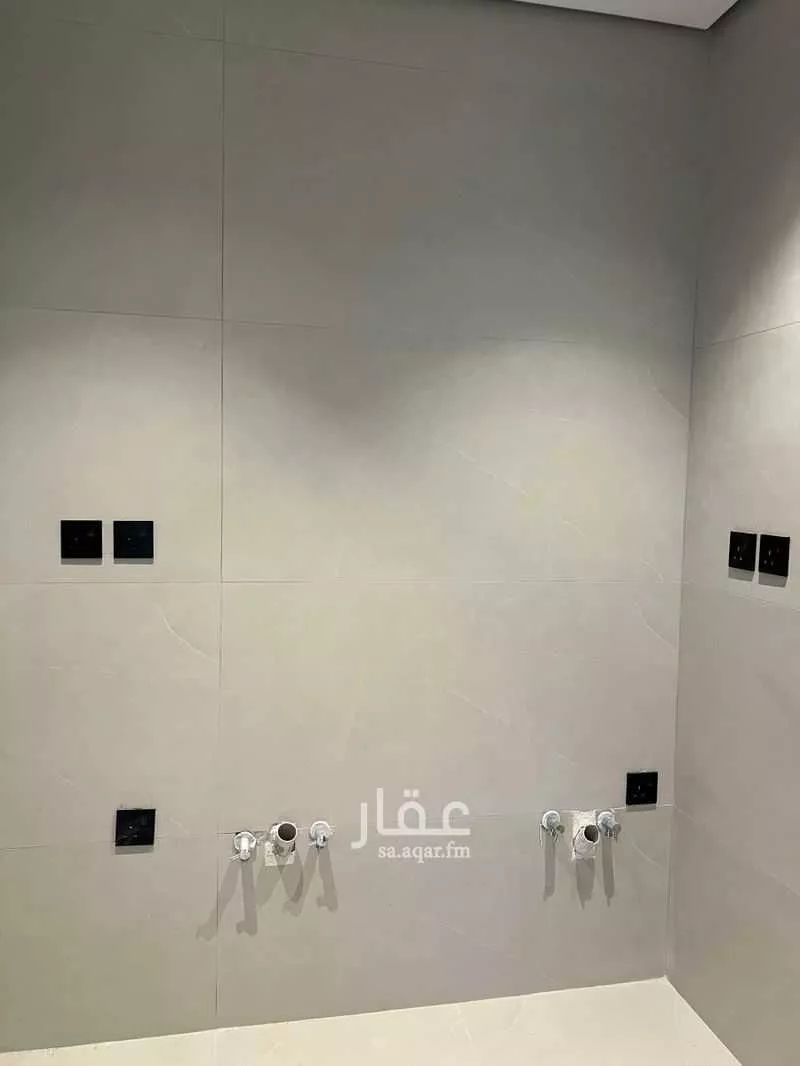 3 bedroom floor in Al Maseef 7