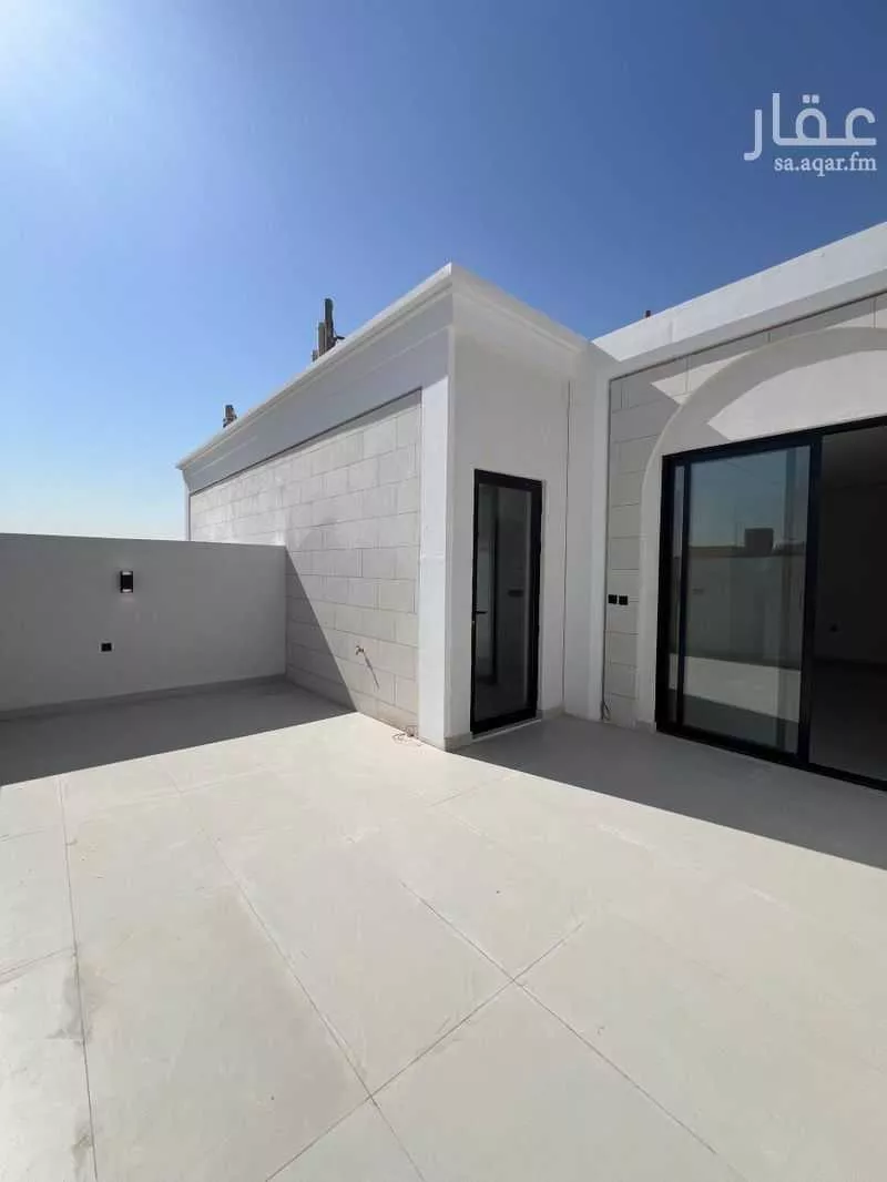3 bedroom floor in Al Maseef 10