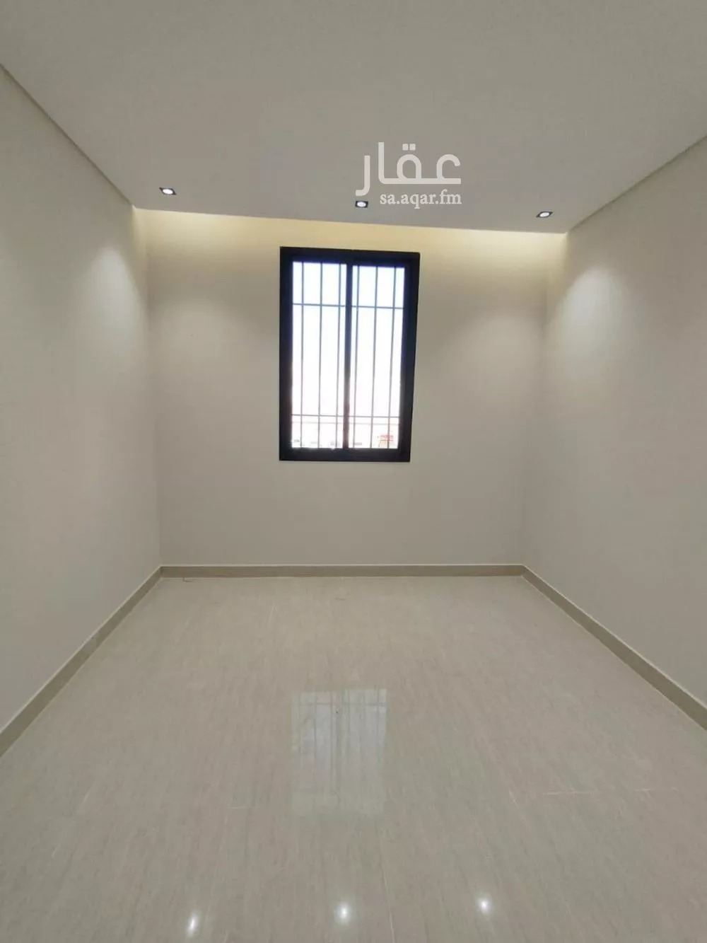 3 bedroom floor in Tuwaiq 7