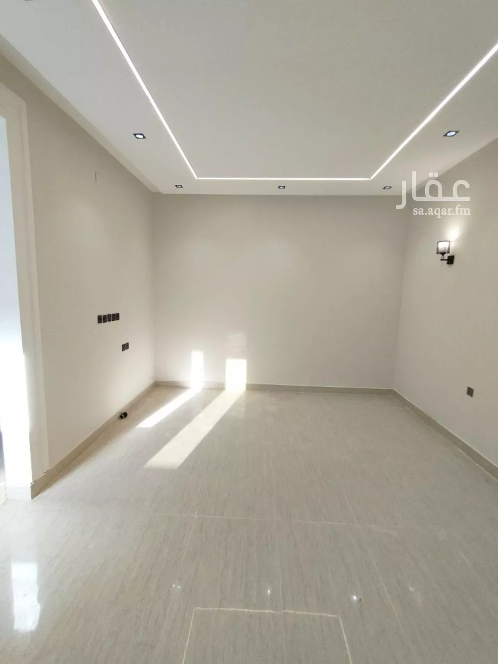 3 bedroom floor in Tuwaiq 10