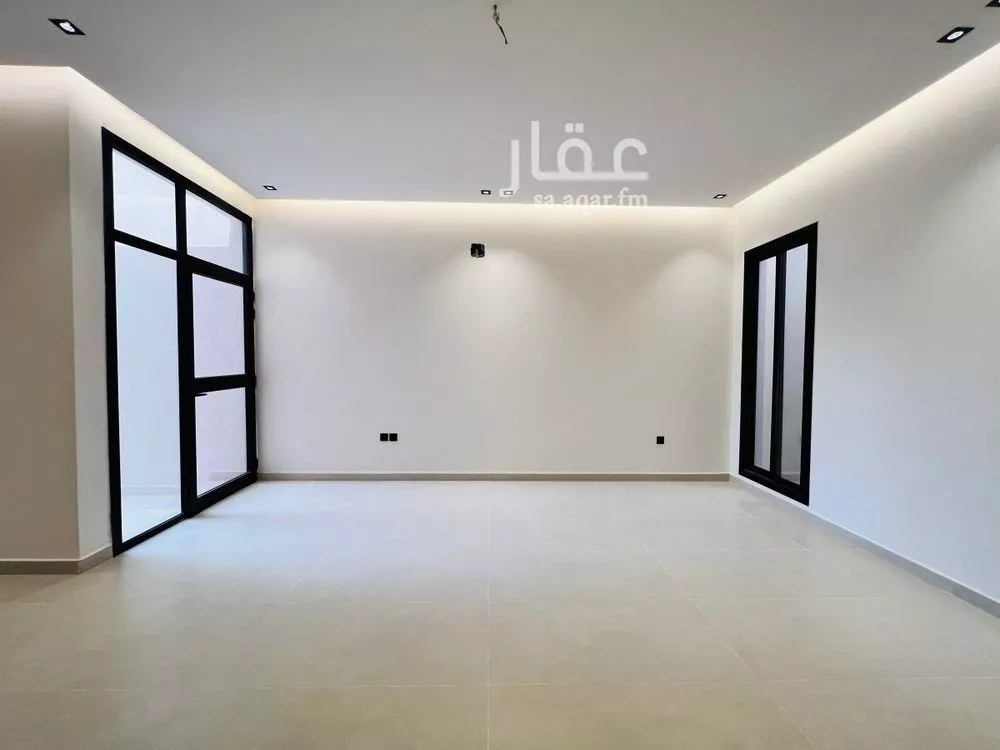 دور 5 غرف في عكاظ 6