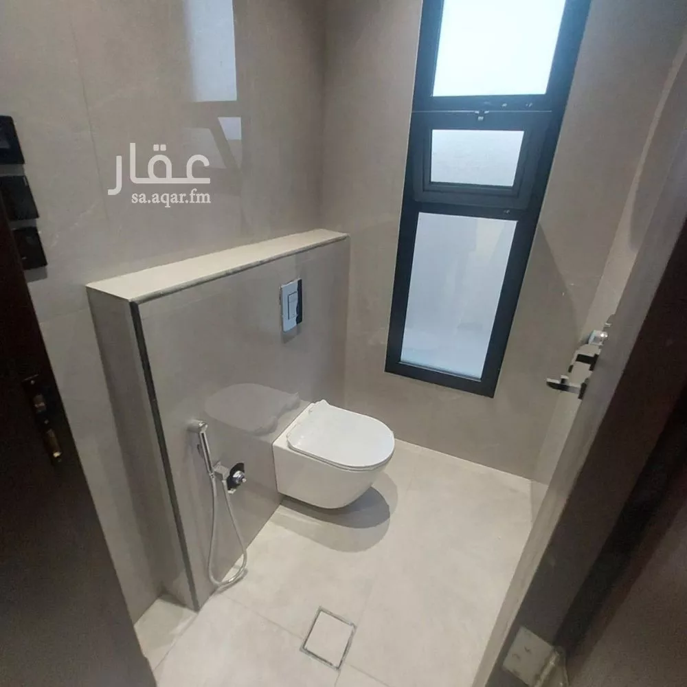 دور 4 غرف في المونسية 7