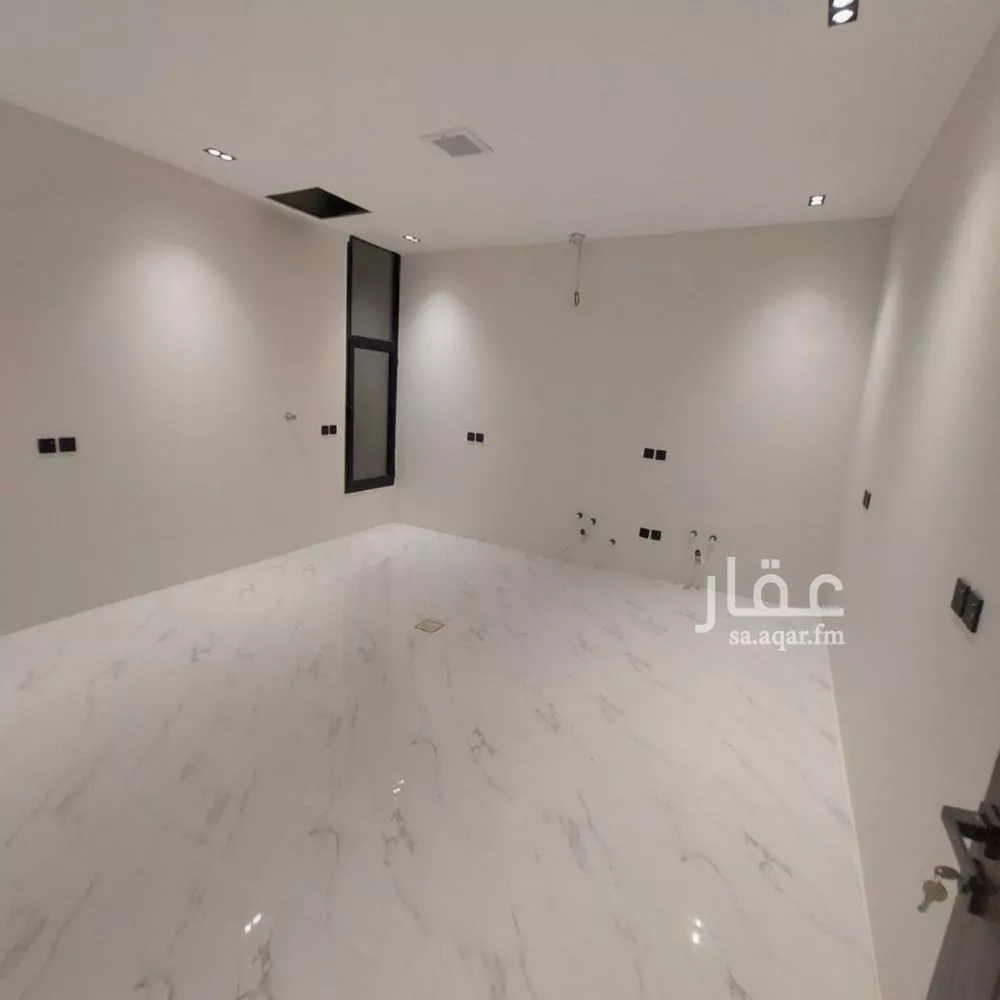 دور 4 غرف في المونسية 9