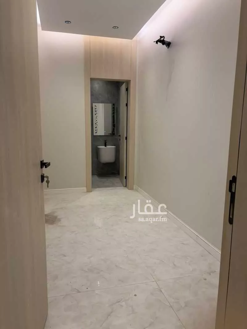 4 bedroom apartment in Al Ranuna, Madinah 9