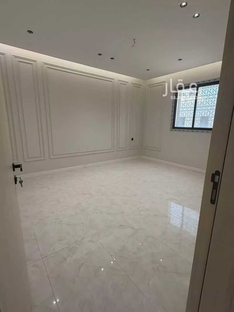 4 bedroom apartment in Al Ranuna, Madinah 3