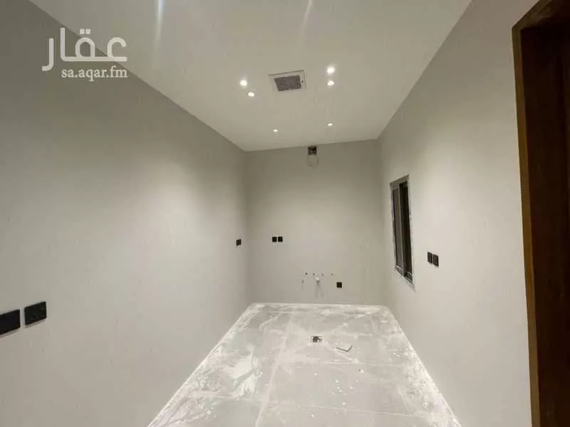 دور 3 غرف في غرناطة 11