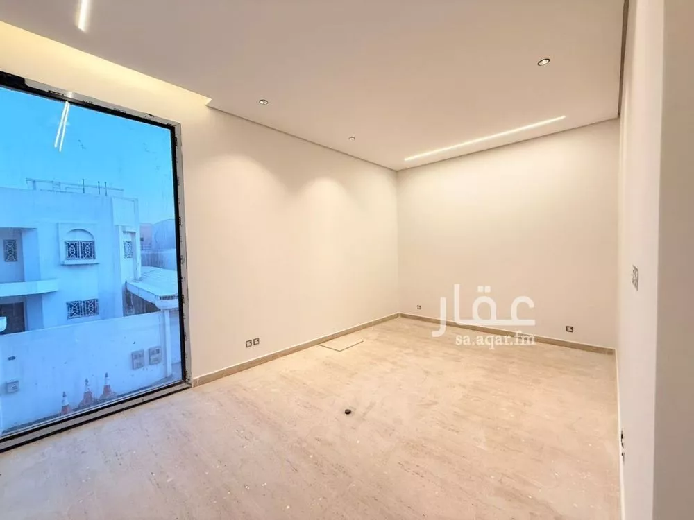 3 bedroom floor in As Suwaidi 14