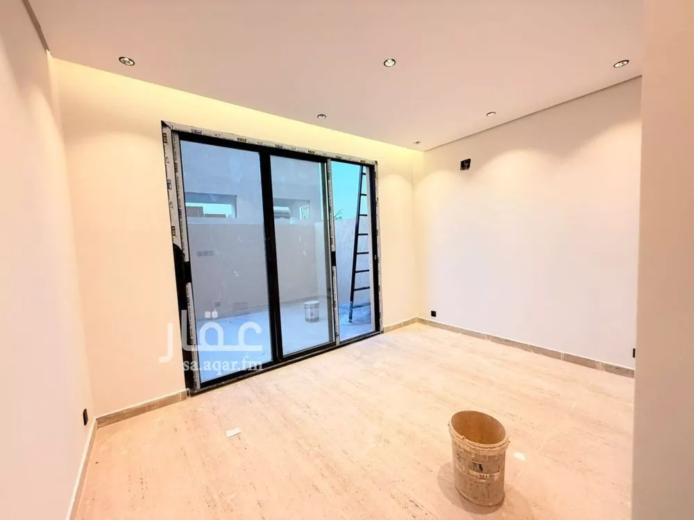 3 bedroom floor in As Suwaidi 15