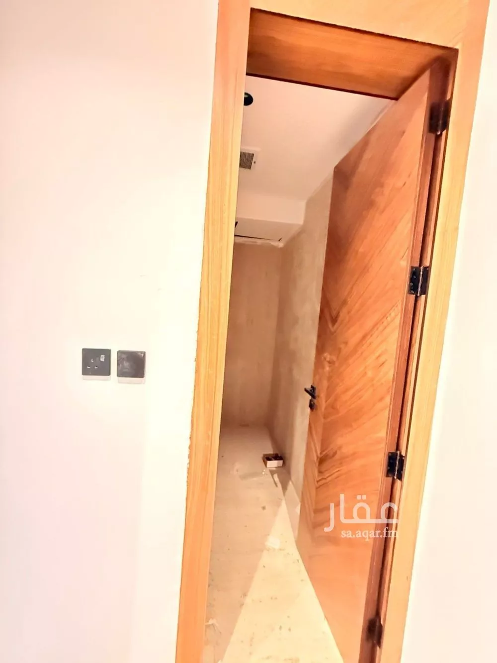 3 bedroom floor in As Suwaidi 16