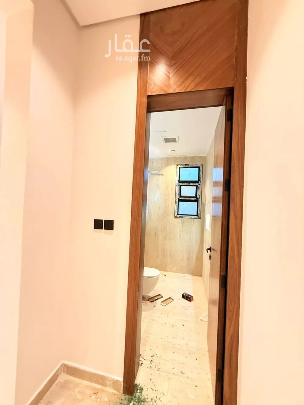 3 bedroom floor in As Suwaidi 6