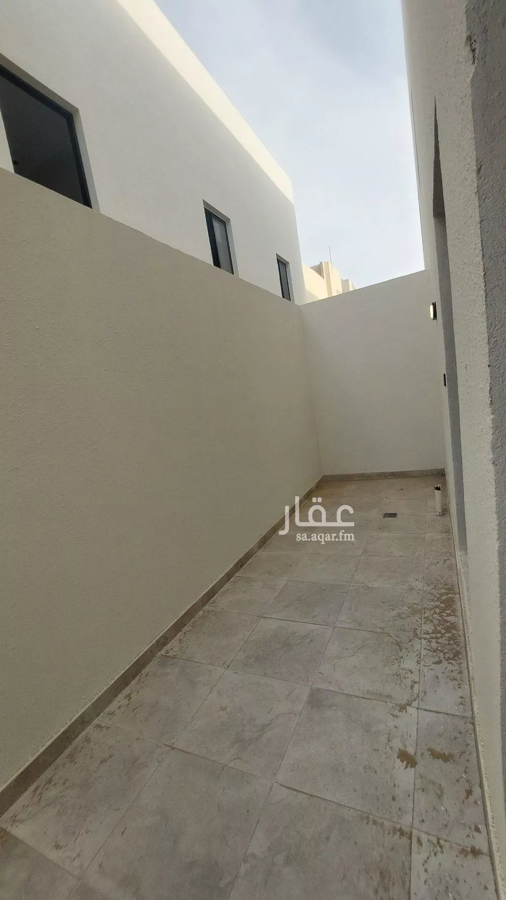 3 bedroom floor in Okaz 11