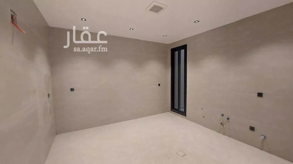 3 bedroom floor in Okaz 6