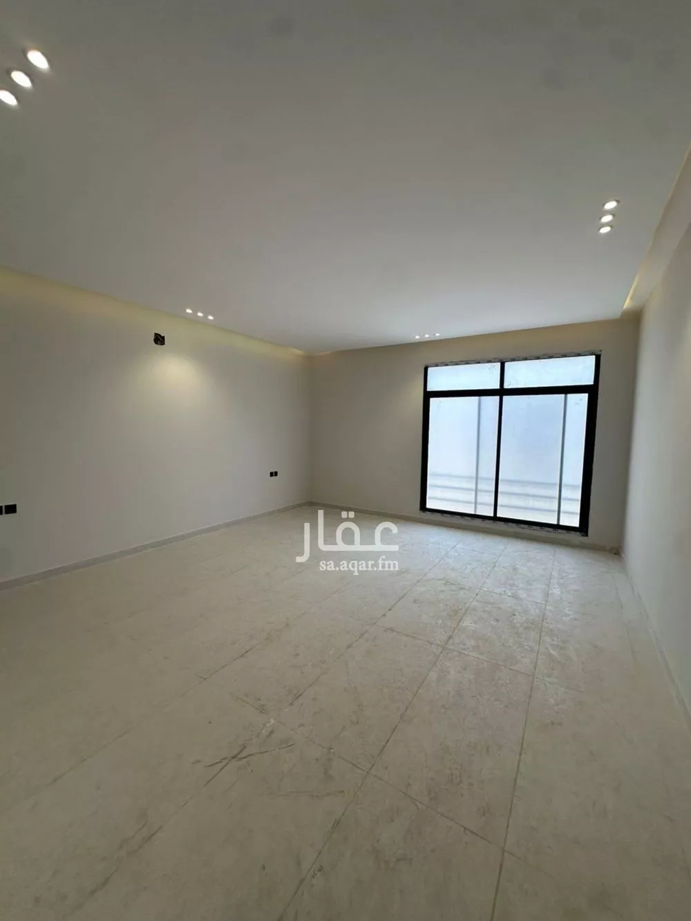 4 bedroom floor in Tuwaiq 11