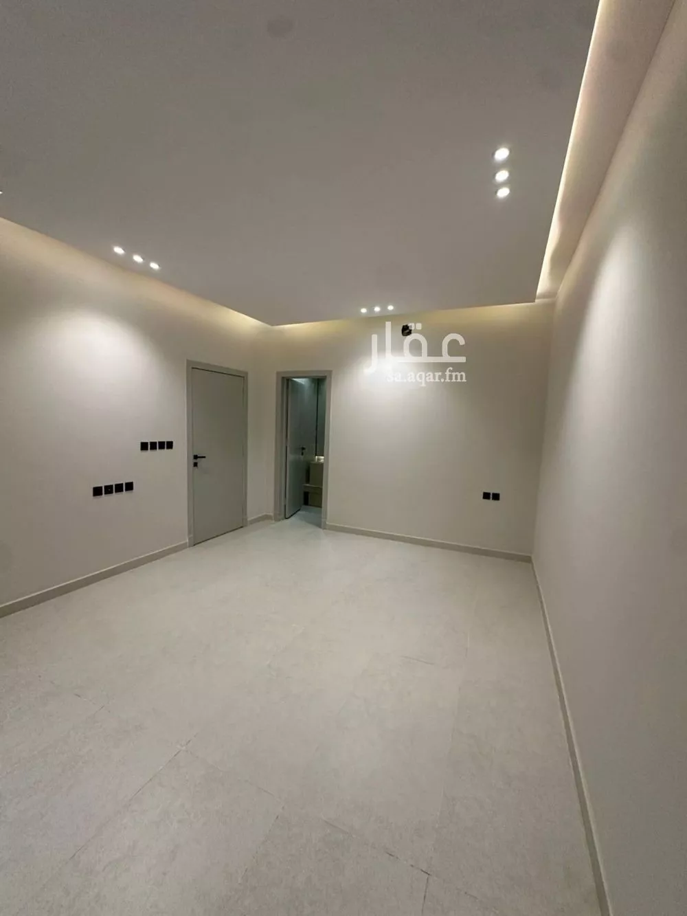 4 bedroom floor in Tuwaiq 18