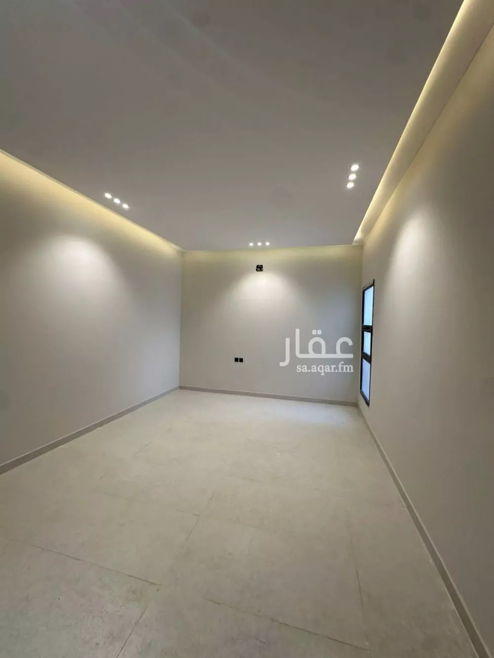 4 bedroom floor in Tuwaiq 21