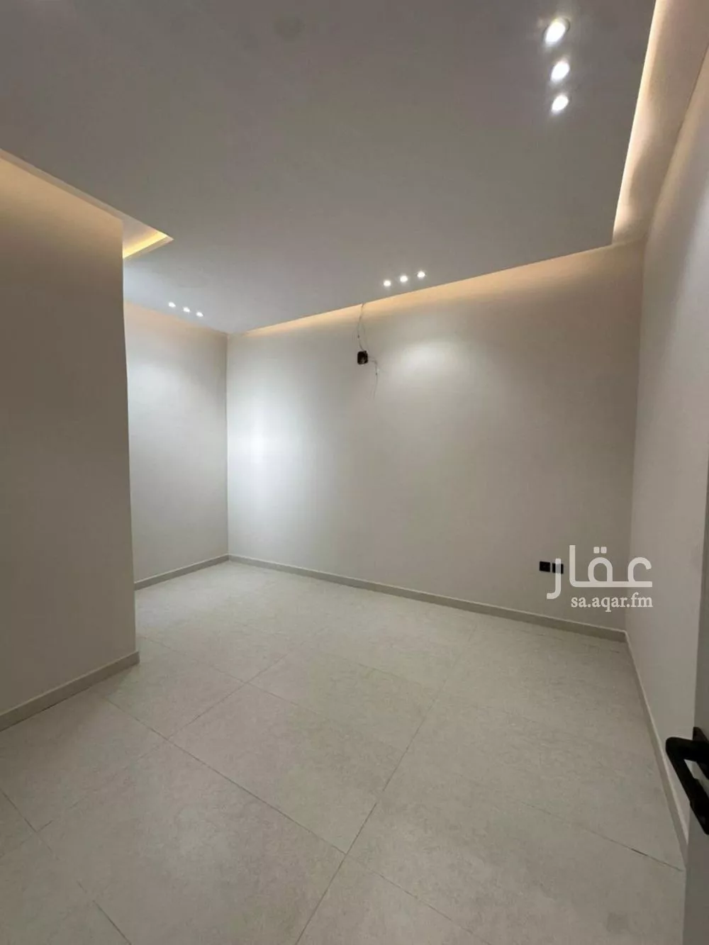 4 bedroom floor in Tuwaiq 5